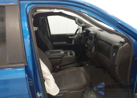 2022 Chevrolet Silverado 1500 4Wd Short Bed Custom z USA, uszkodzony, nr VIN 1GCPDBEK2NZ587409